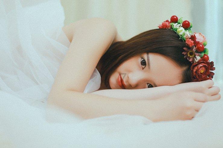 东南亚女孩逃脱